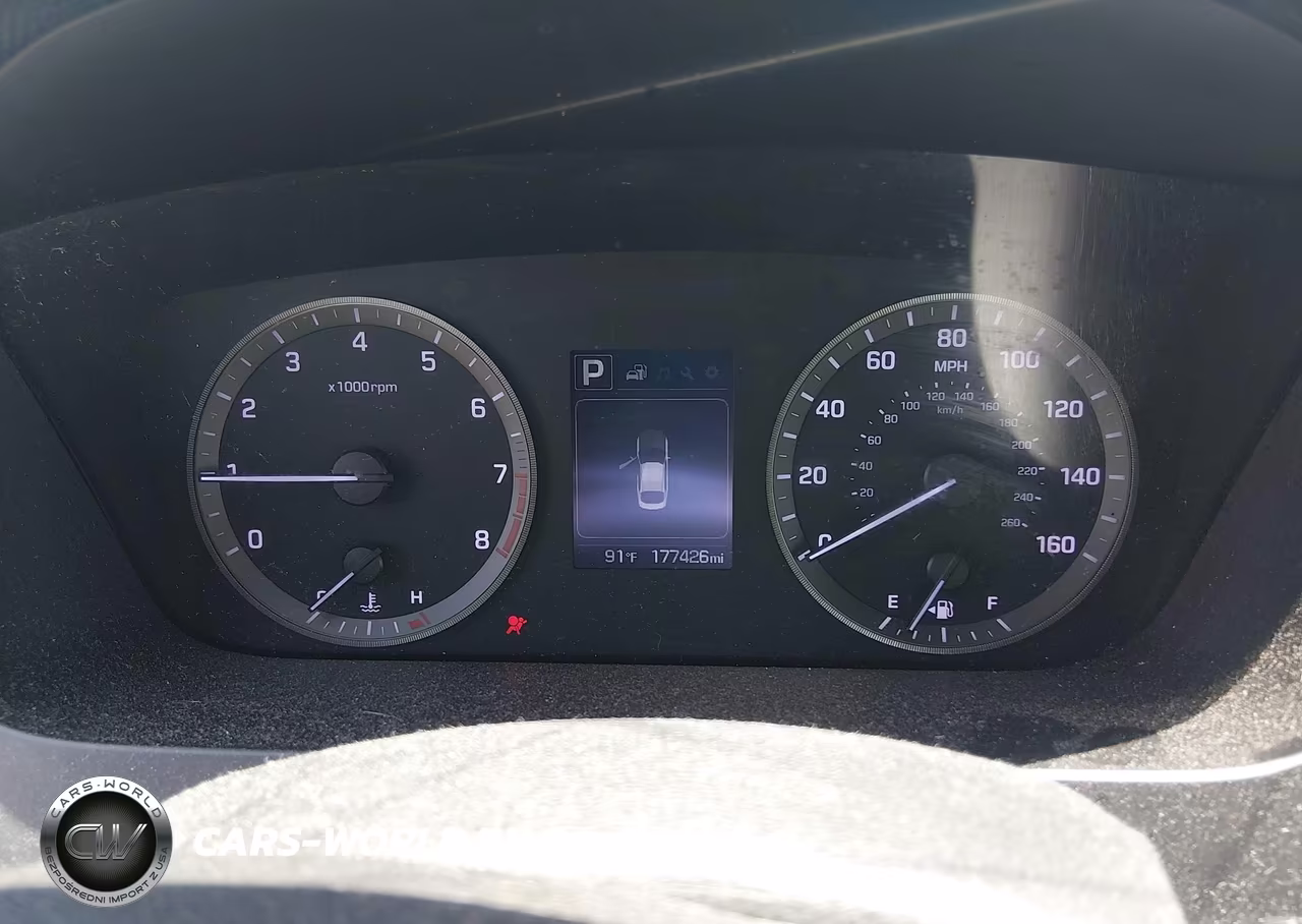 2016 Hyundai Sonata Sport VIN:5NPE34AF8GH379530 - 7
