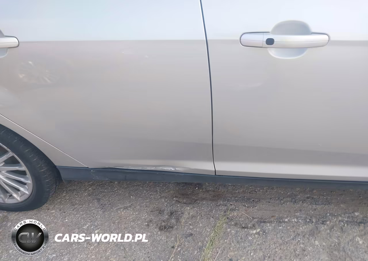 2013 Ford Focus Electric VIN:1FADP3R46DL335665 - 6