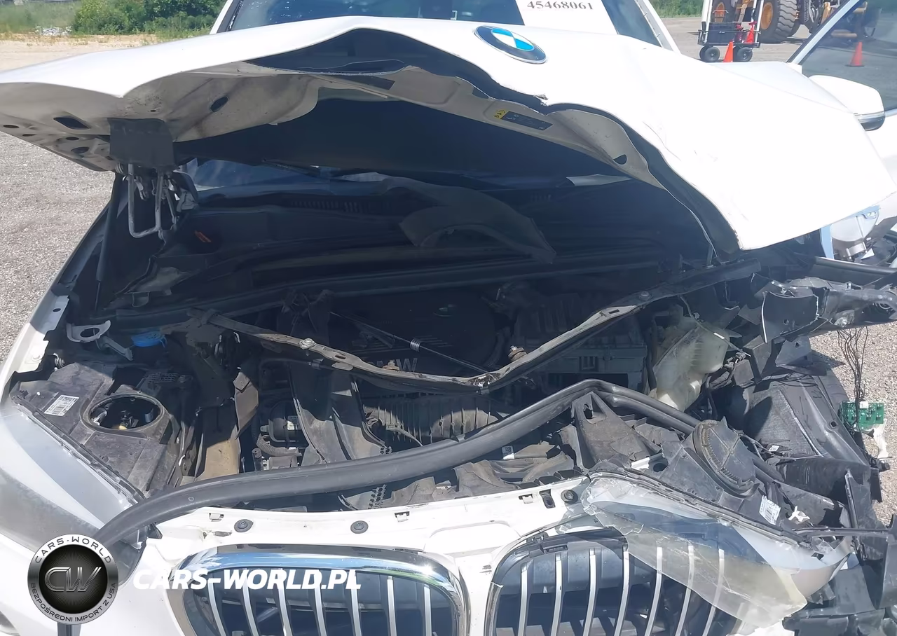 2018 BMW X1 Sdrive28I VIN:WBXHU7C3XJ5L04983 - 10