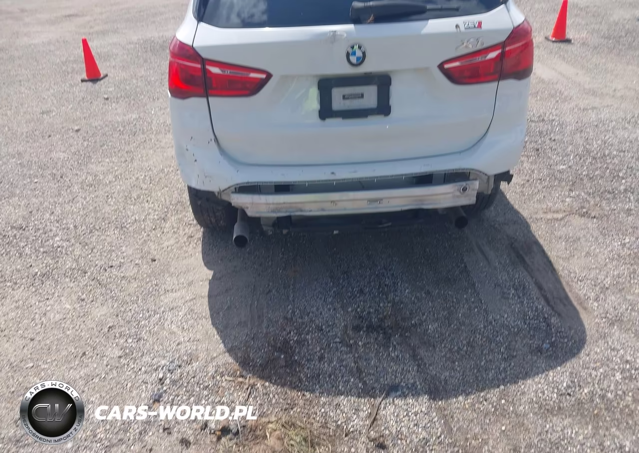 2018 BMW X1 Sdrive28I VIN:WBXHU7C3XJ5L04983 - 16