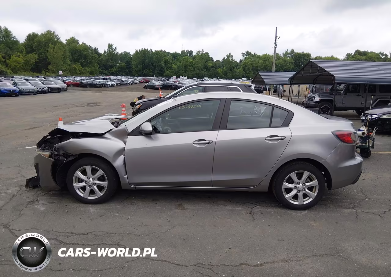 2011 Mazda Mazda3 I Touring VIN:JM1BL1VG4B1406971 - 14