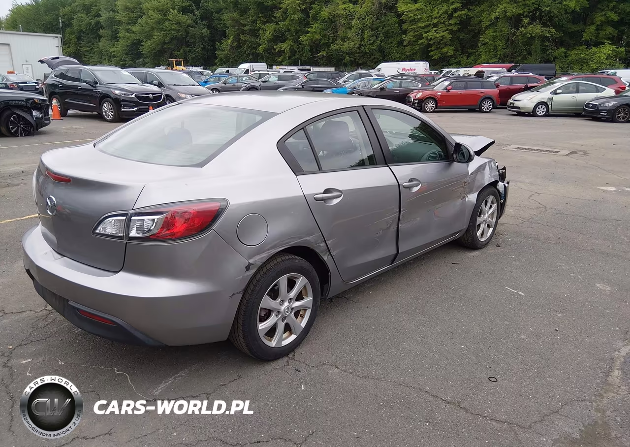 2011 Mazda Mazda3 I Touring VIN:JM1BL1VG4B1406971 - 4