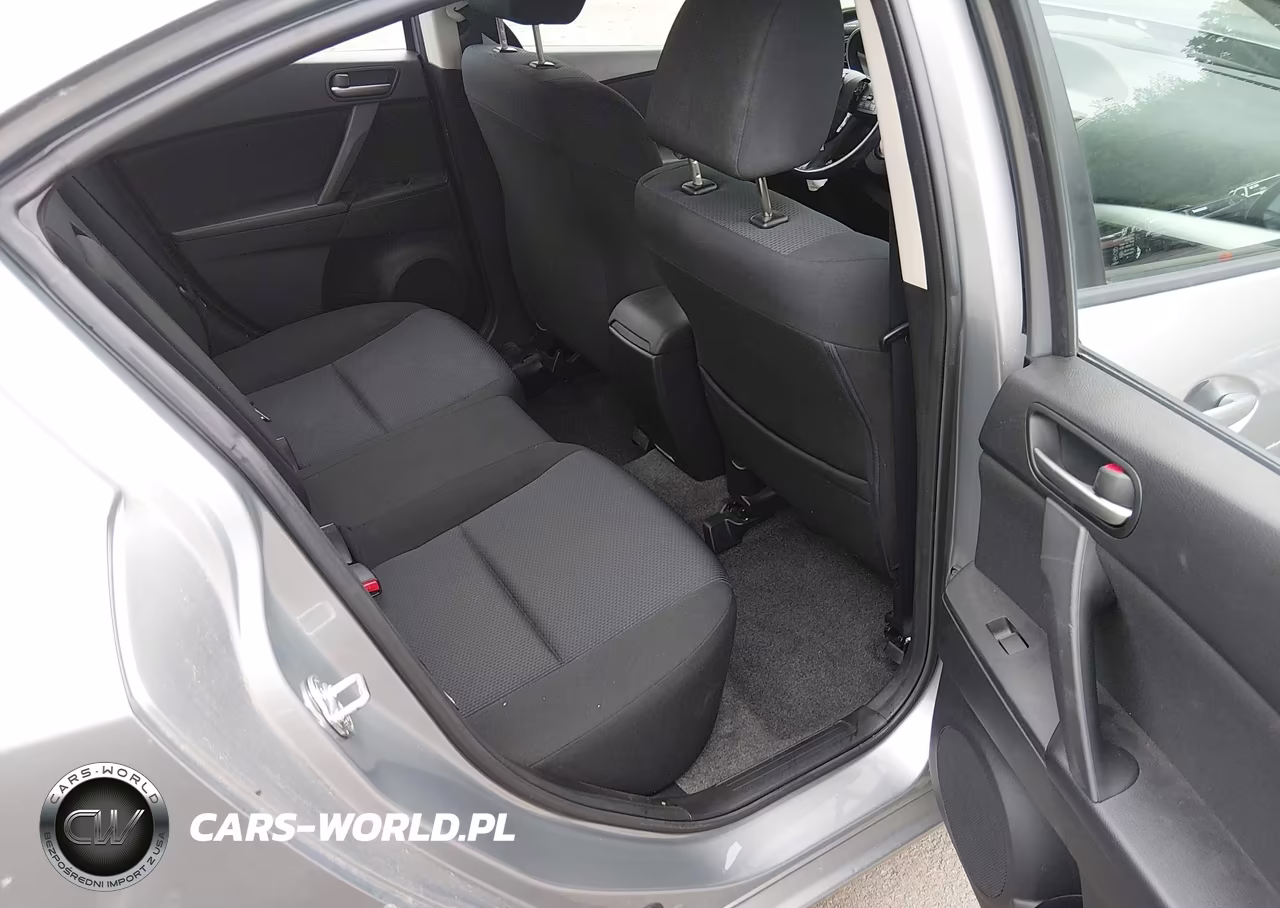 2011 Mazda Mazda3 I Touring VIN:JM1BL1VG4B1406971 - 8