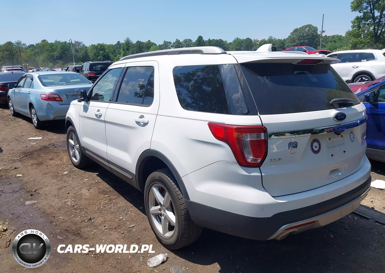 2016 Ford Explorer Xlt VIN:1FM5K8D80GGA60114 - 3