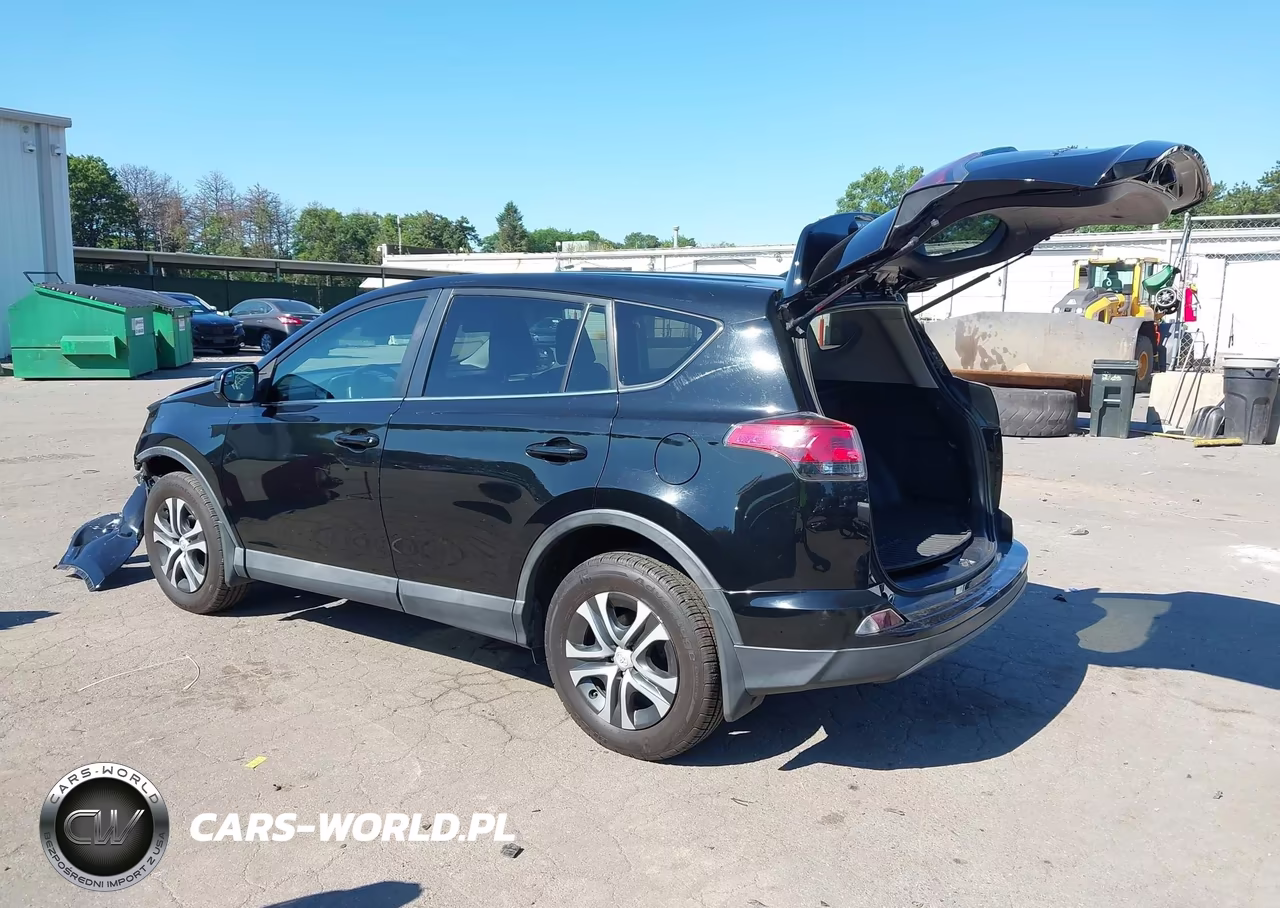 2017 Toyota Rav4 Le VIN:2T3BFREV2HW686940 - 3