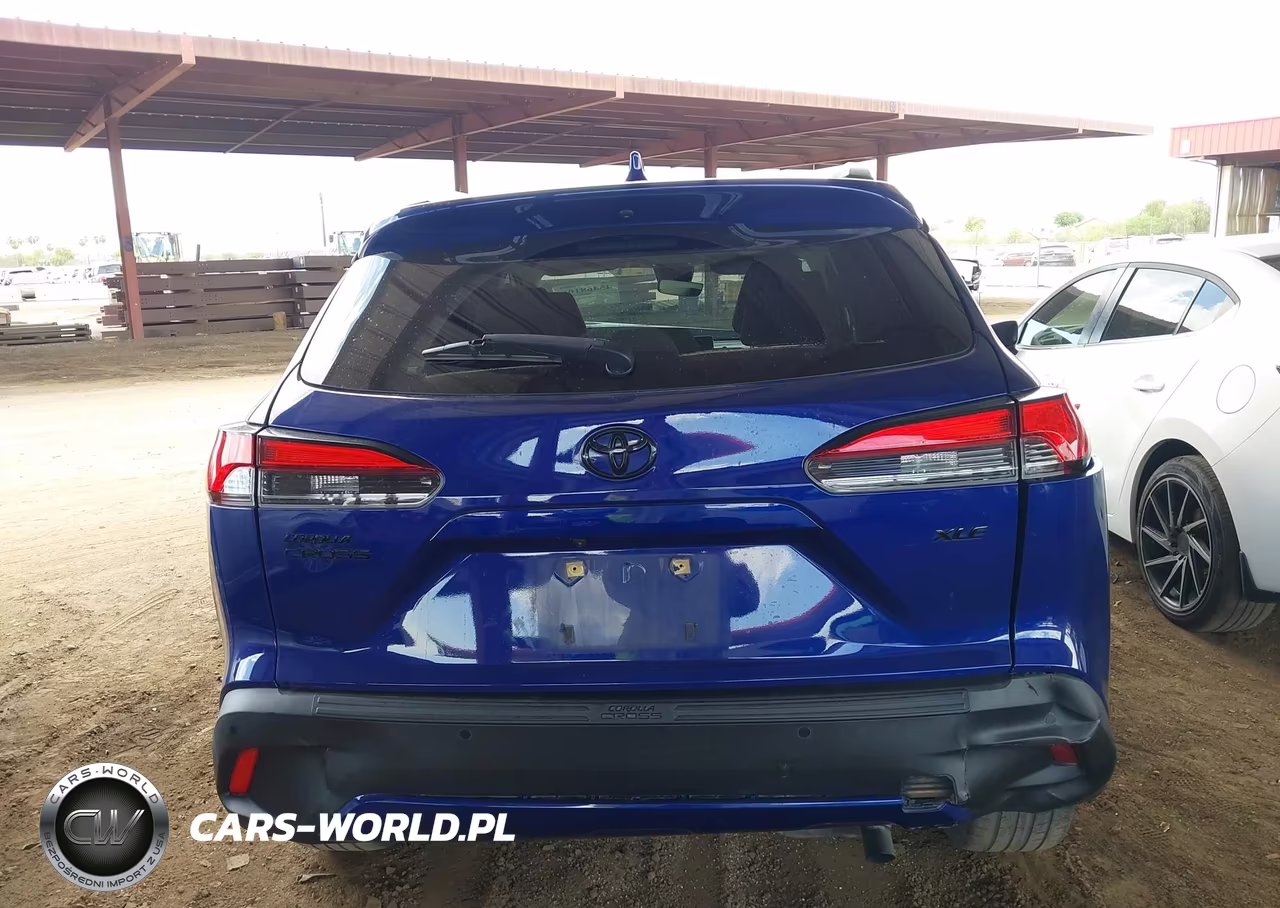 2022 Toyota Corolla Cross Xle VIN:7MUDAAAG0NV007539 - 16