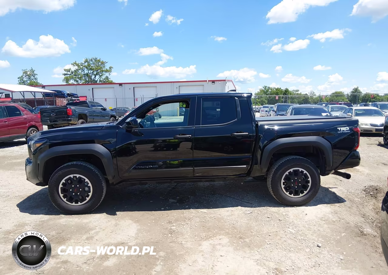 2025 Toyota Tacoma Trd Off Road VIN:3TMLB5JN7SM089435 - 14