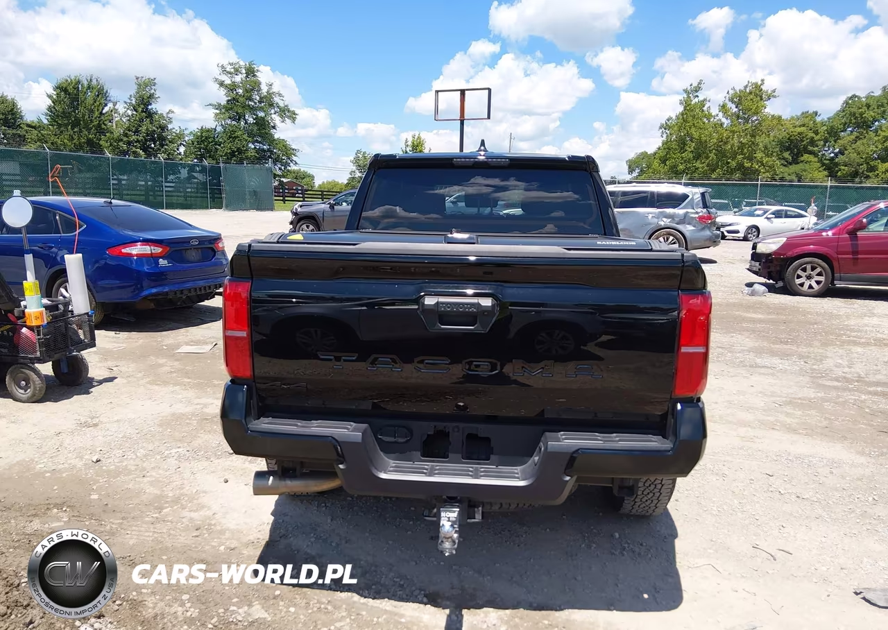 2025 Toyota Tacoma Trd Off Road VIN:3TMLB5JN7SM089435 - 16