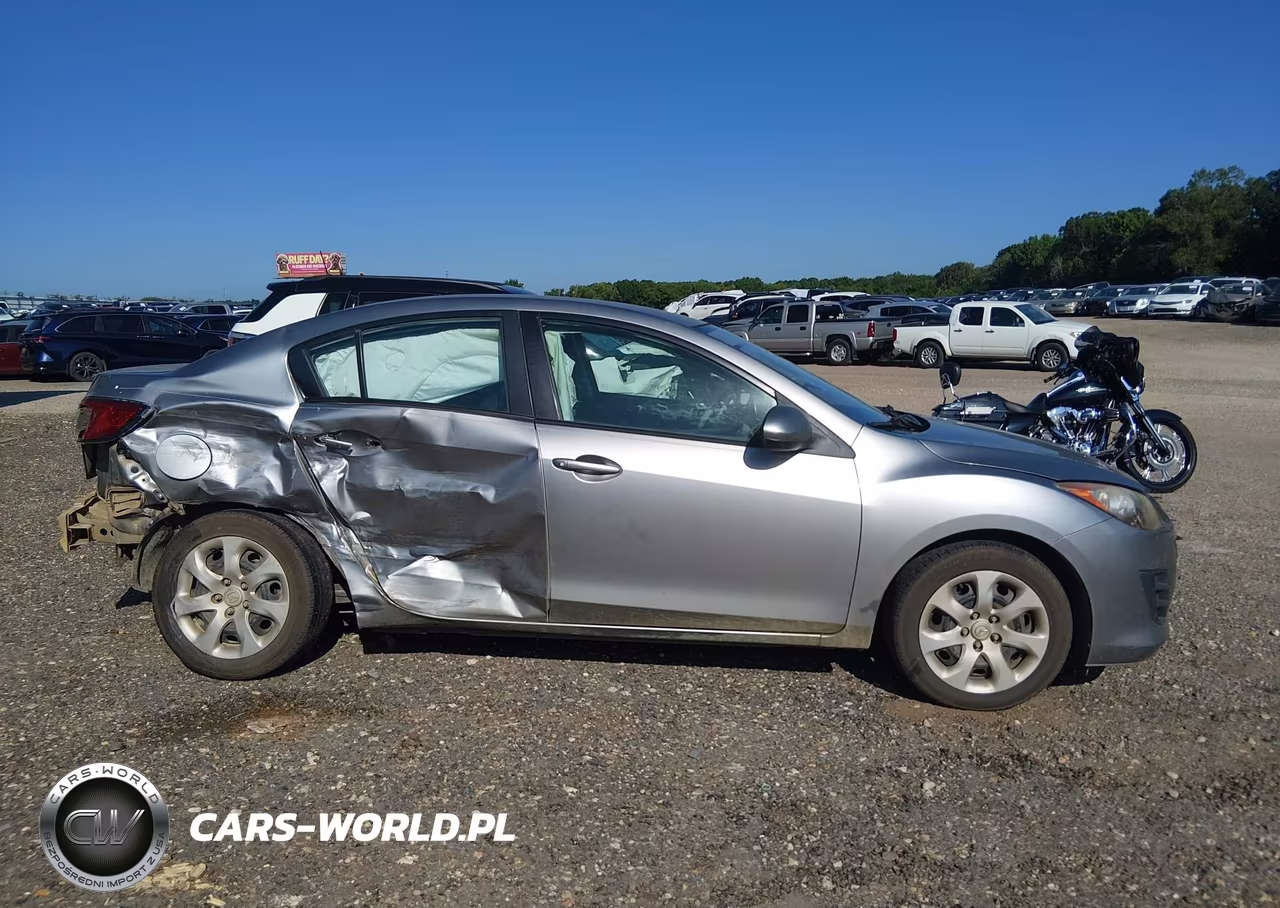 2010 Mazda Mazda3 I Sport VIN:JM1BL1SF6A1157793 - 13