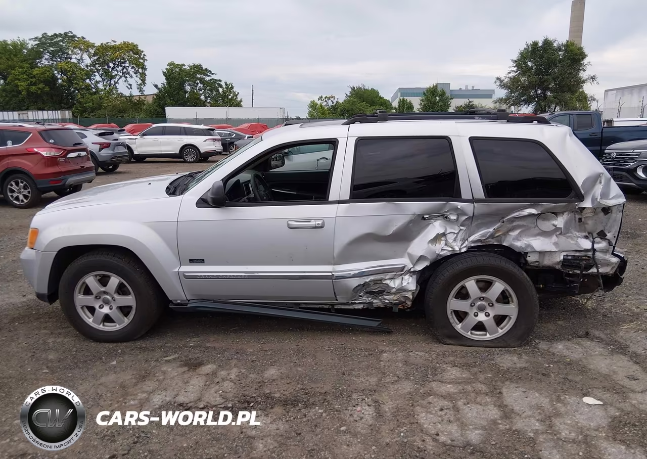 2009 Jeep Grand Cherokee Laredo VIN:1J8GR48K39C553781 - 14
