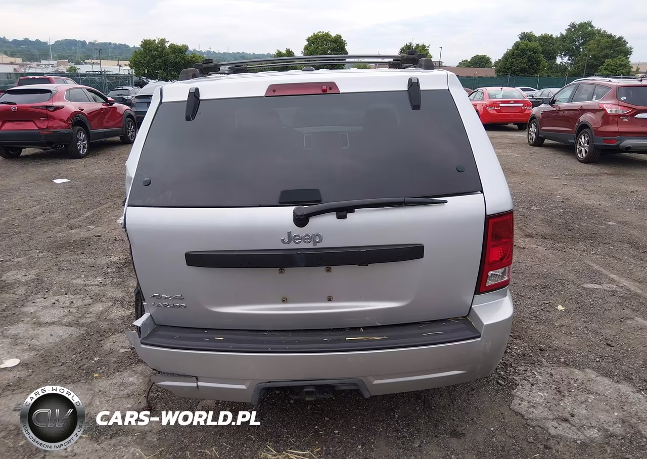 2009 Jeep Grand Cherokee Laredo VIN:1J8GR48K39C553781 - 16