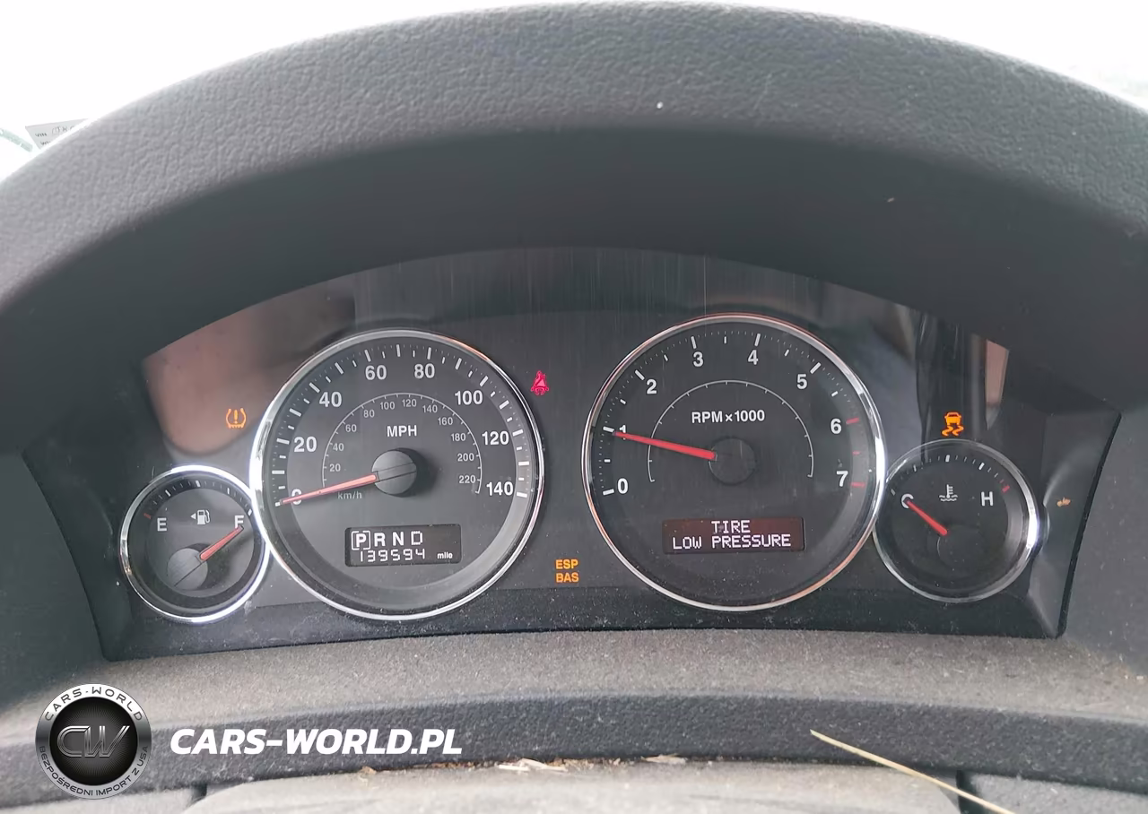 2009 Jeep Grand Cherokee Laredo VIN:1J8GR48K39C553781 - 7