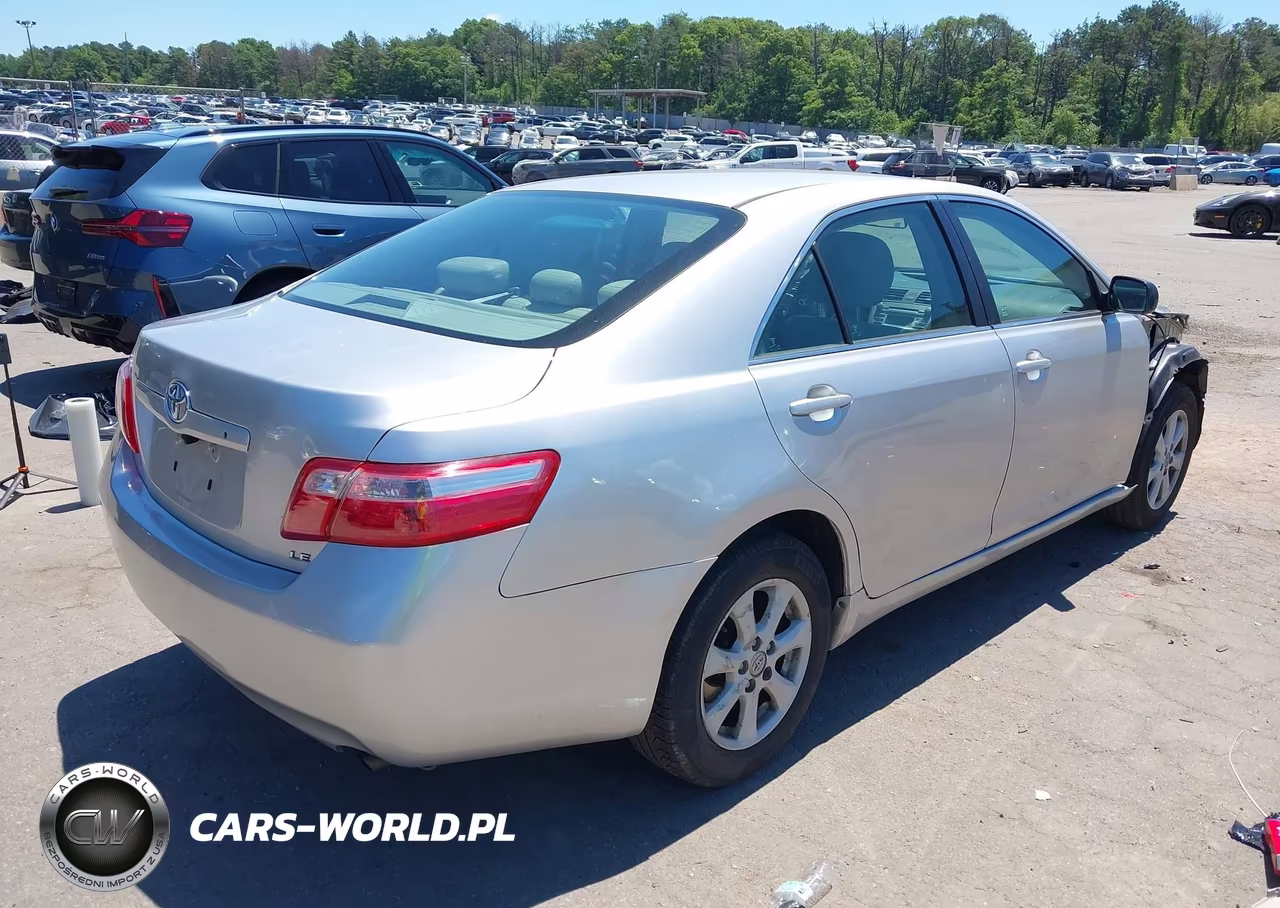 TOYOTA CAMRY VIN:4T1BE46K99U409349 - 4