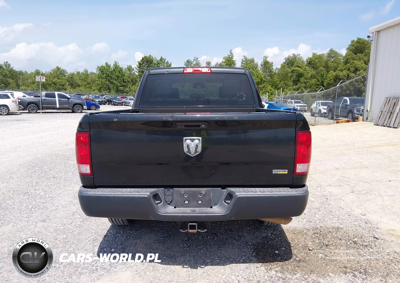 2018 Ram 1500 Tradesman 4X2 5'7 Box VIN:1C6RR6KG5JS317232 - 16