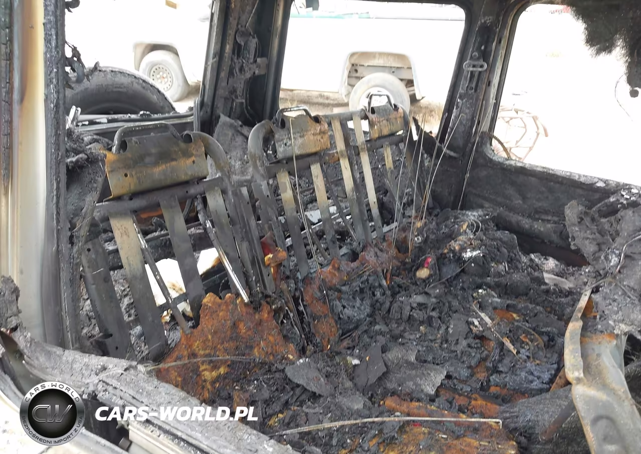 MERCEDES-BENZ G 550 VIN:WDCYC3KF2GX256701 - 8