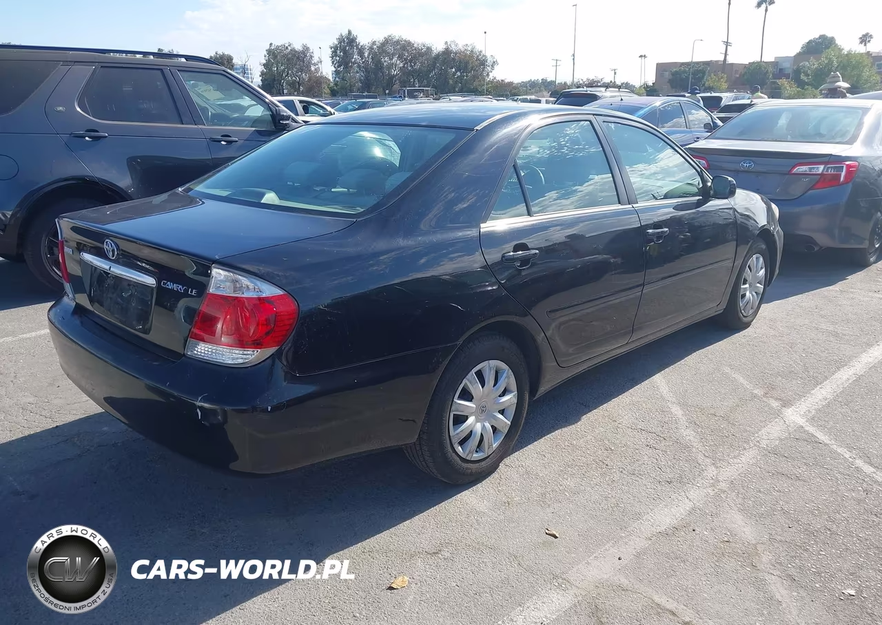 2005 Toyota Camry Le VIN:4T1BE32K05U409895 - 4