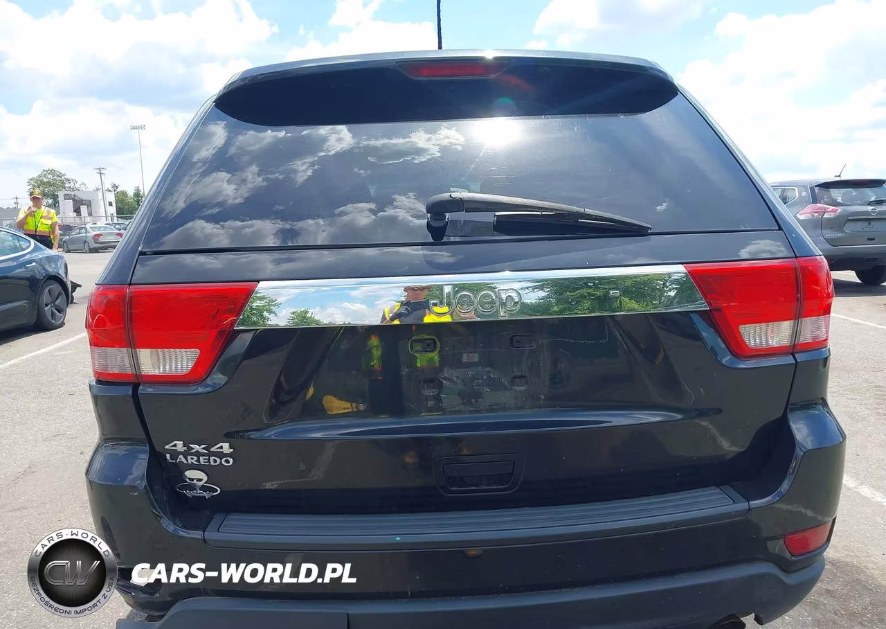 2012 Jeep Grand Cherokee Laredo VIN:1C4RJFAG9CC208304 - 16
