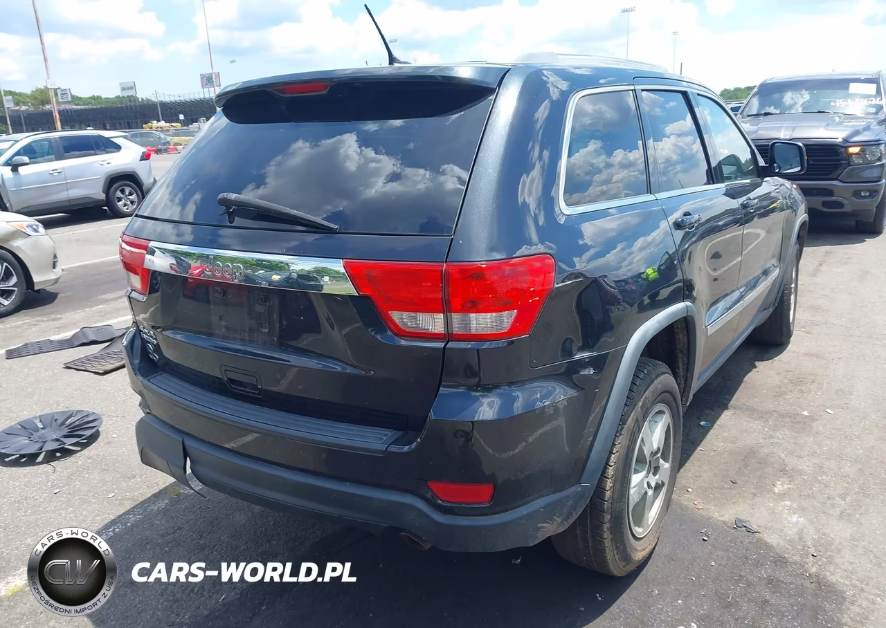 2012 Jeep Grand Cherokee Laredo VIN:1C4RJFAG9CC208304 - 4