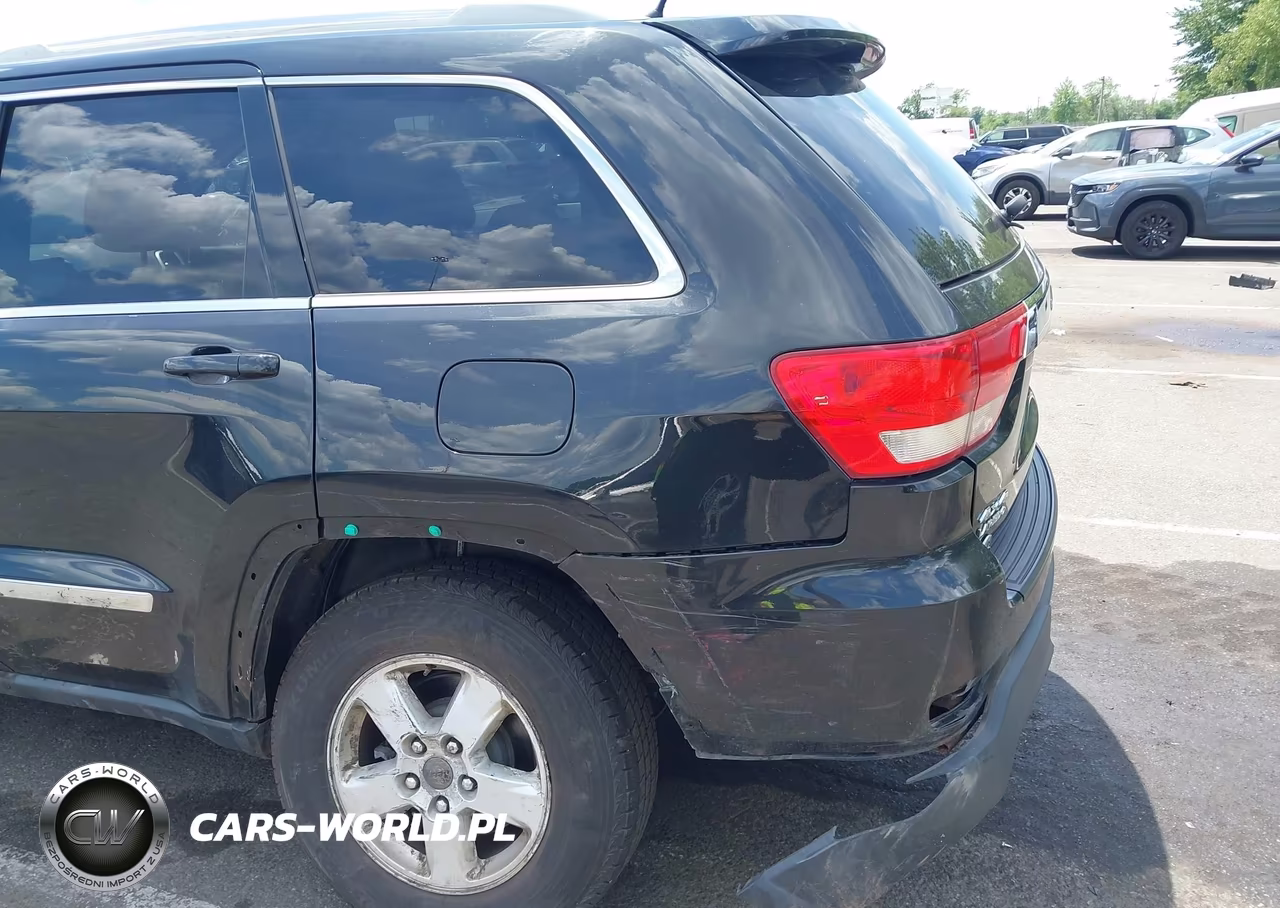 2012 Jeep Grand Cherokee Laredo VIN:1C4RJFAG9CC208304 - 6