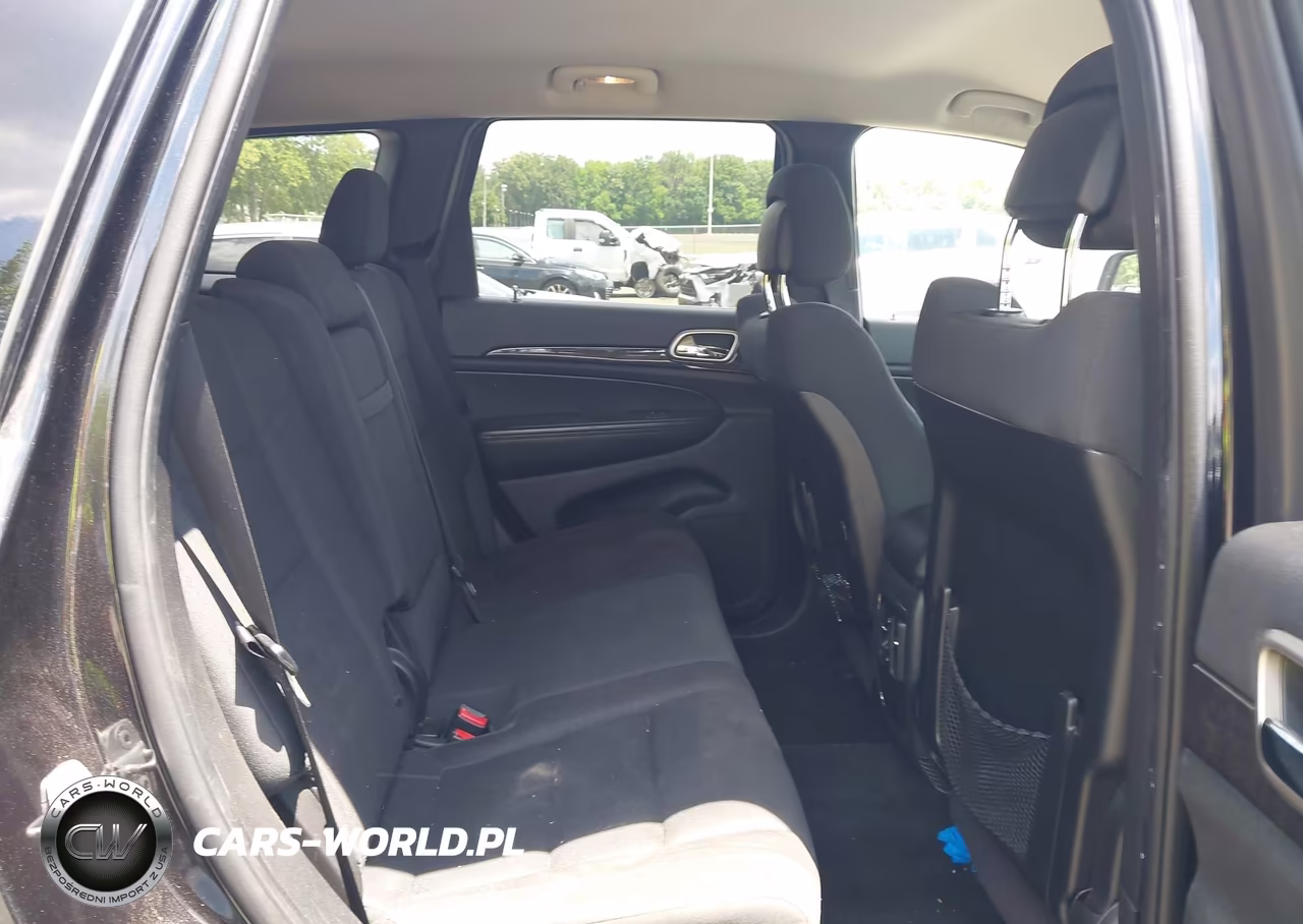 2012 Jeep Grand Cherokee Laredo VIN:1C4RJFAG9CC208304 - 8