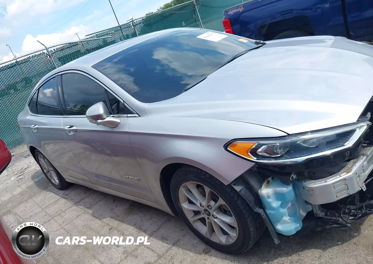 2019 Ford Fusion Hybrid Sel VIN:3FA6P0MU2KR262470 - 13