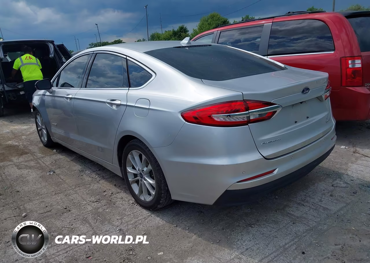 2019 Ford Fusion Hybrid Sel VIN:3FA6P0MU2KR262470 - 3