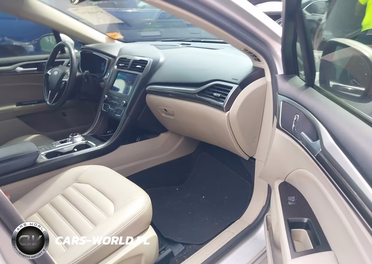 2019 Ford Fusion Hybrid Sel VIN:3FA6P0MU2KR262470 - 5