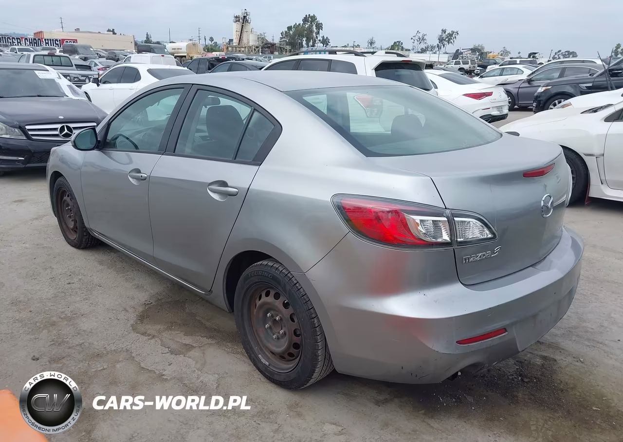 2012 Mazda Mazda3 I Sport VIN:JM1BL1UG7C1554714 - 3