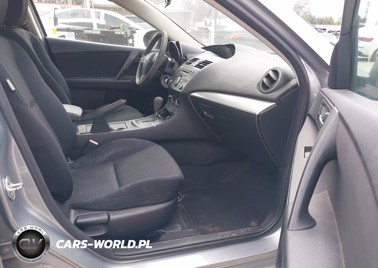 2012 Mazda Mazda3 I Sport VIN:JM1BL1UG7C1554714 - 5