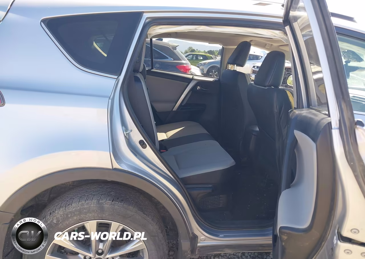 2018 Toyota Rav4 Hybrid Limited VIN:JTMDJREV6JD208174 - 8