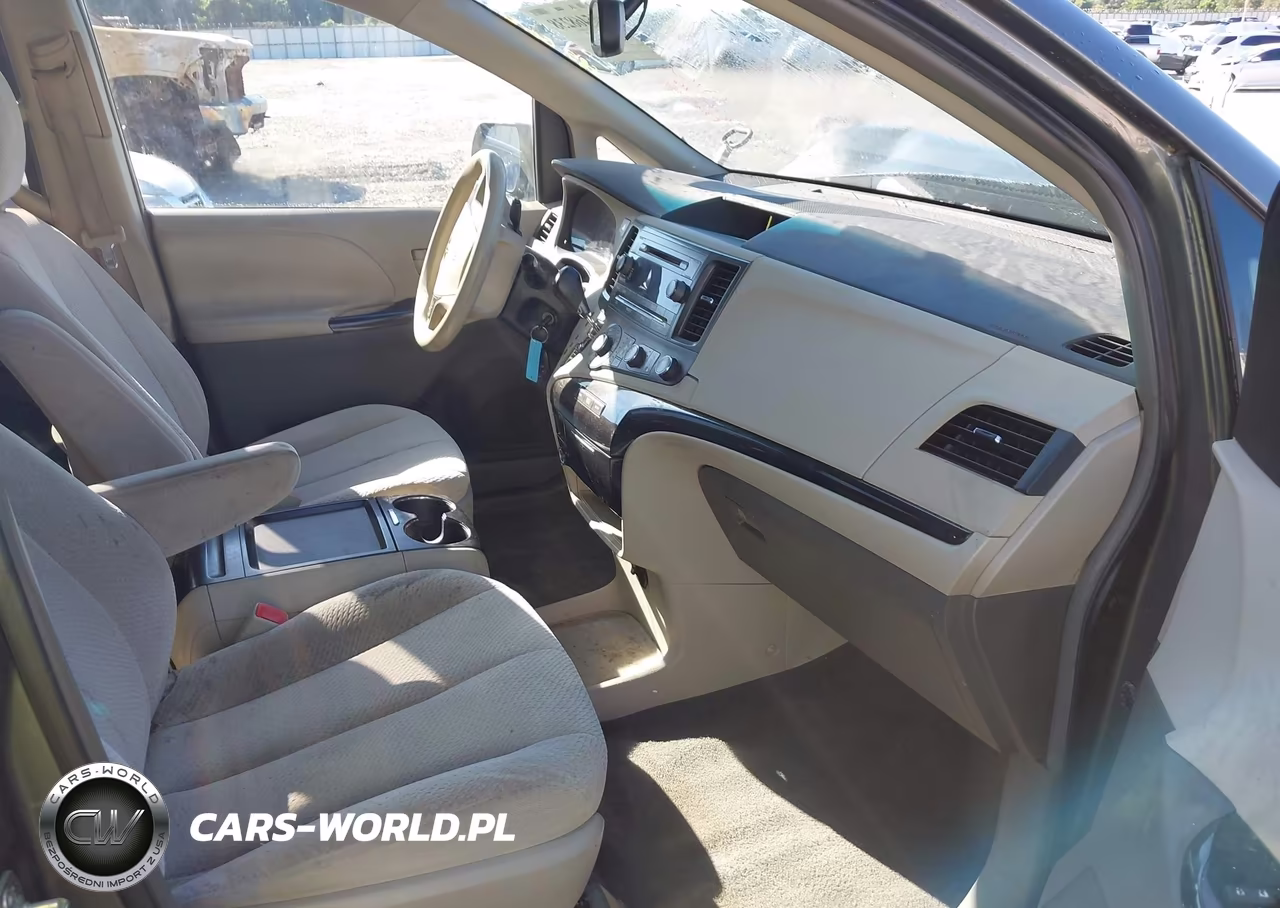 2011 Toyota Sienna Le V6 VIN:5TDKK3DC5BS095390 - 5
