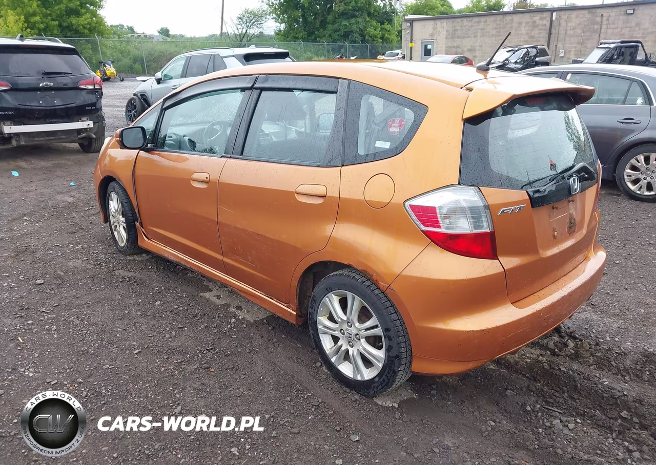 2009 Honda Fit Sport VIN:JHMGE88469S074349 - 3