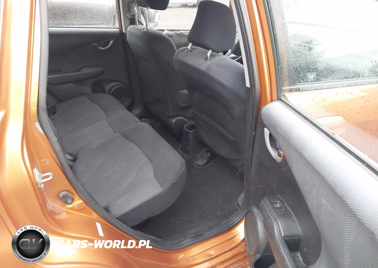 2009 Honda Fit Sport VIN:JHMGE88469S074349 - 8