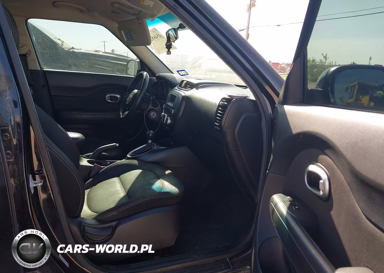 2015 Kia Soul + VIN:KNDJP3A53F7118832 - 5