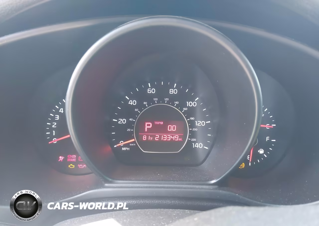 2015 Kia Soul + VIN:KNDJP3A53F7118832 - 7