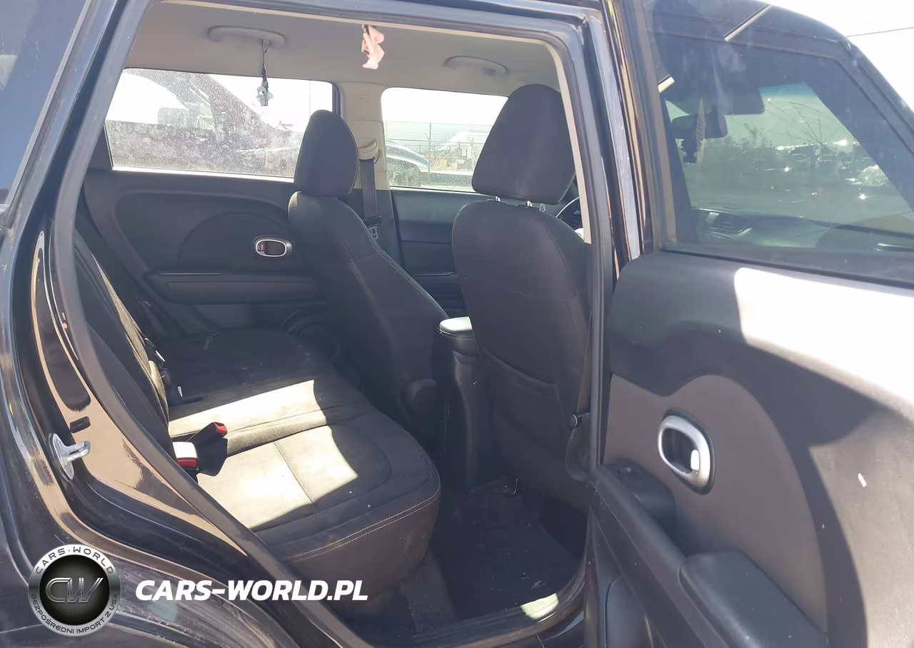 2015 Kia Soul + VIN:KNDJP3A53F7118832 - 8