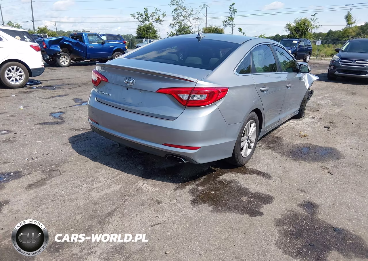 2015 Hyundai Sonata Se VIN:5NPE24AFXFH202186 - 4