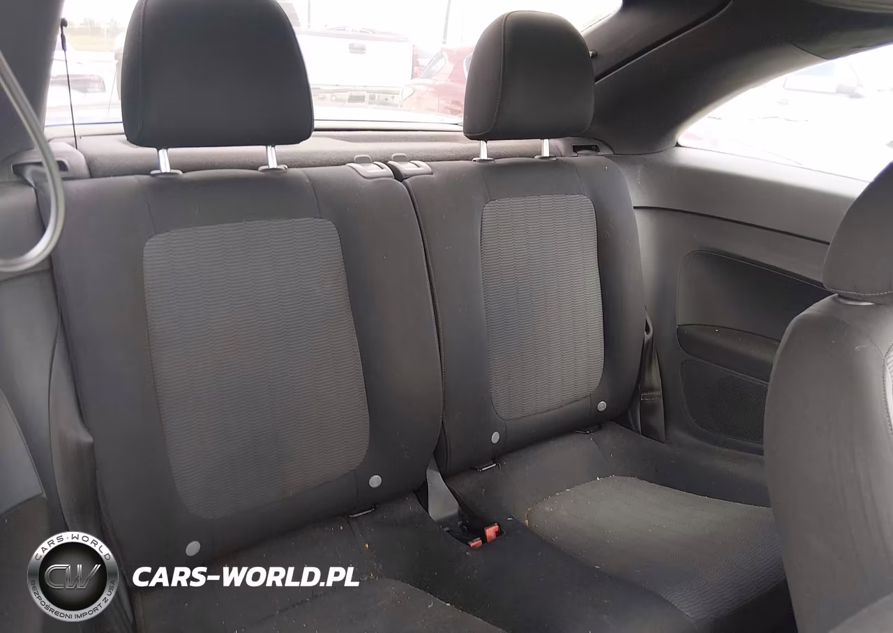 2013 Volkswagen Beetle 2.5L Entry VIN:3VWFP7AT7DM644652 - 8