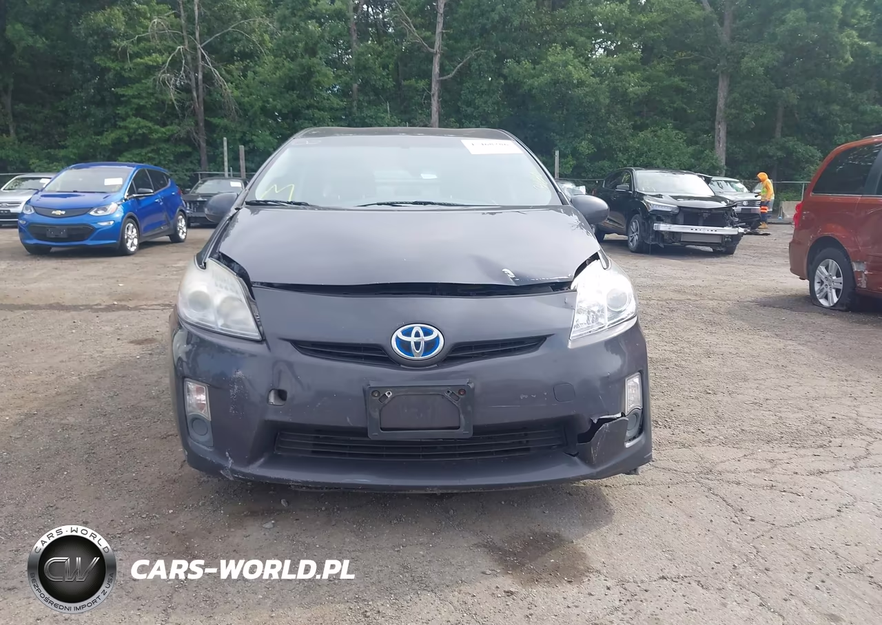 2011 Toyota Prius Two VIN:JTDKN3DUXB1398064 - 11