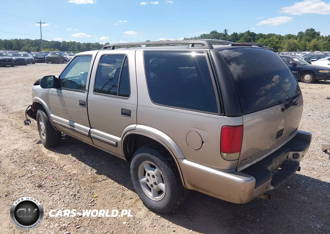 1999 Chevrolet Blazer Ls VIN:1GNDT13W1X2127585 - 3