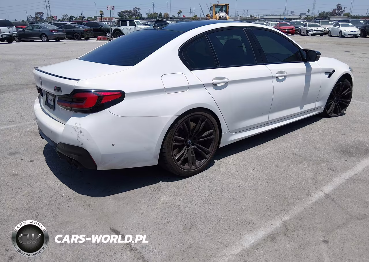 2023 BMW M5 VIN:WBS83CH05PCN44088 - 4