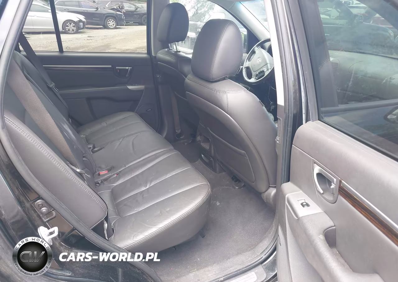 2011 Hyundai Santa Fe Limited V6 VIN:5XYZKDAG6BG061371 - 8