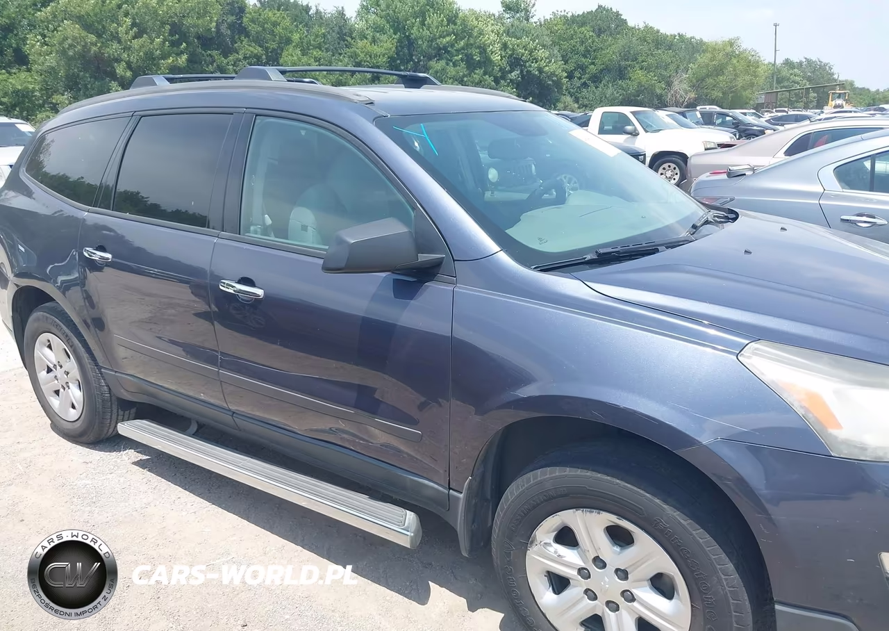2013 Chevrolet Traverse Ls VIN:1GNKRFKD2DJ223794 - 13