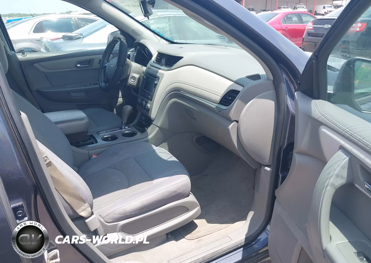 2013 Chevrolet Traverse Ls VIN:1GNKRFKD2DJ223794 - 5