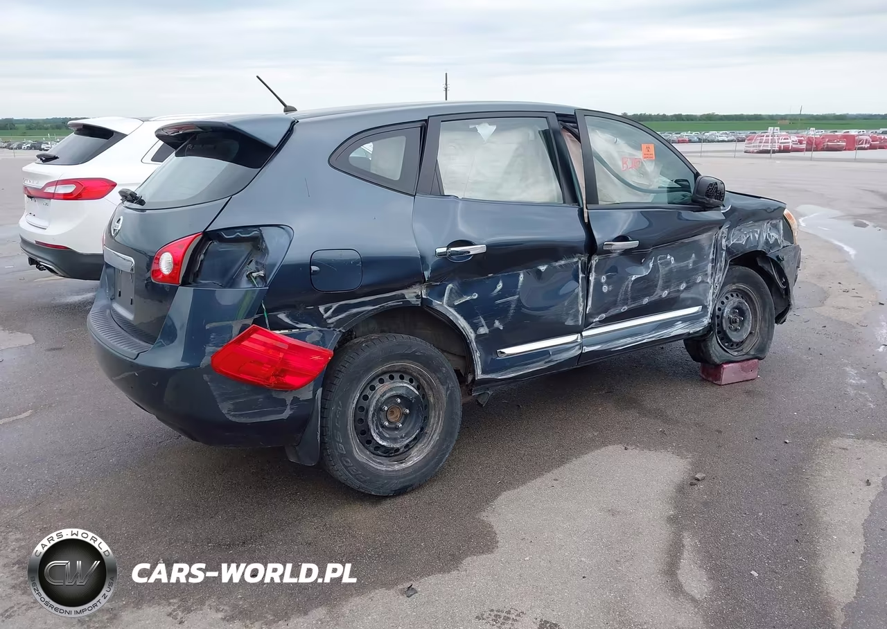 2013 Nissan Rogue S VIN:JN8AS5MT0DW034060 - 4