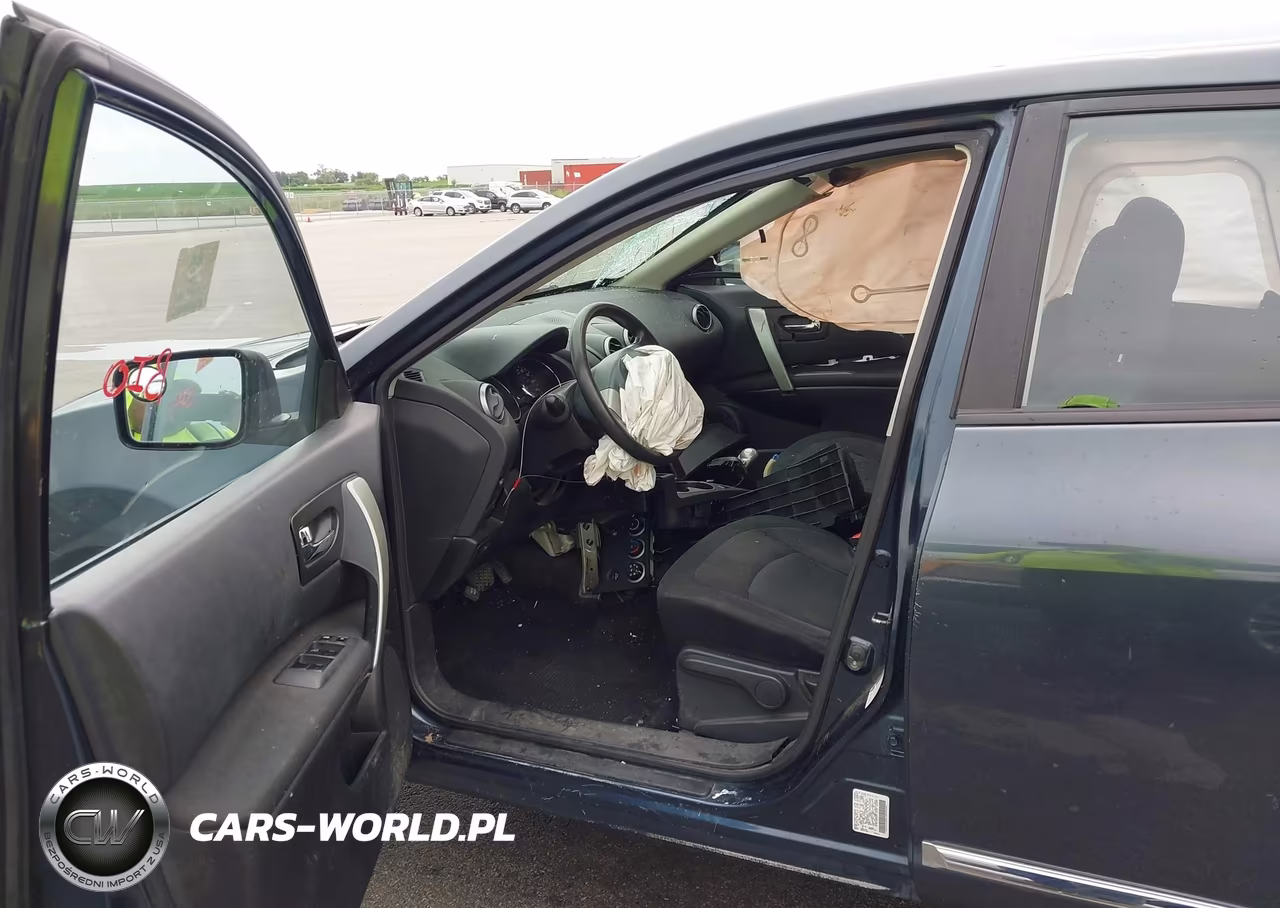 2013 Nissan Rogue S VIN:JN8AS5MT0DW034060 - 5
