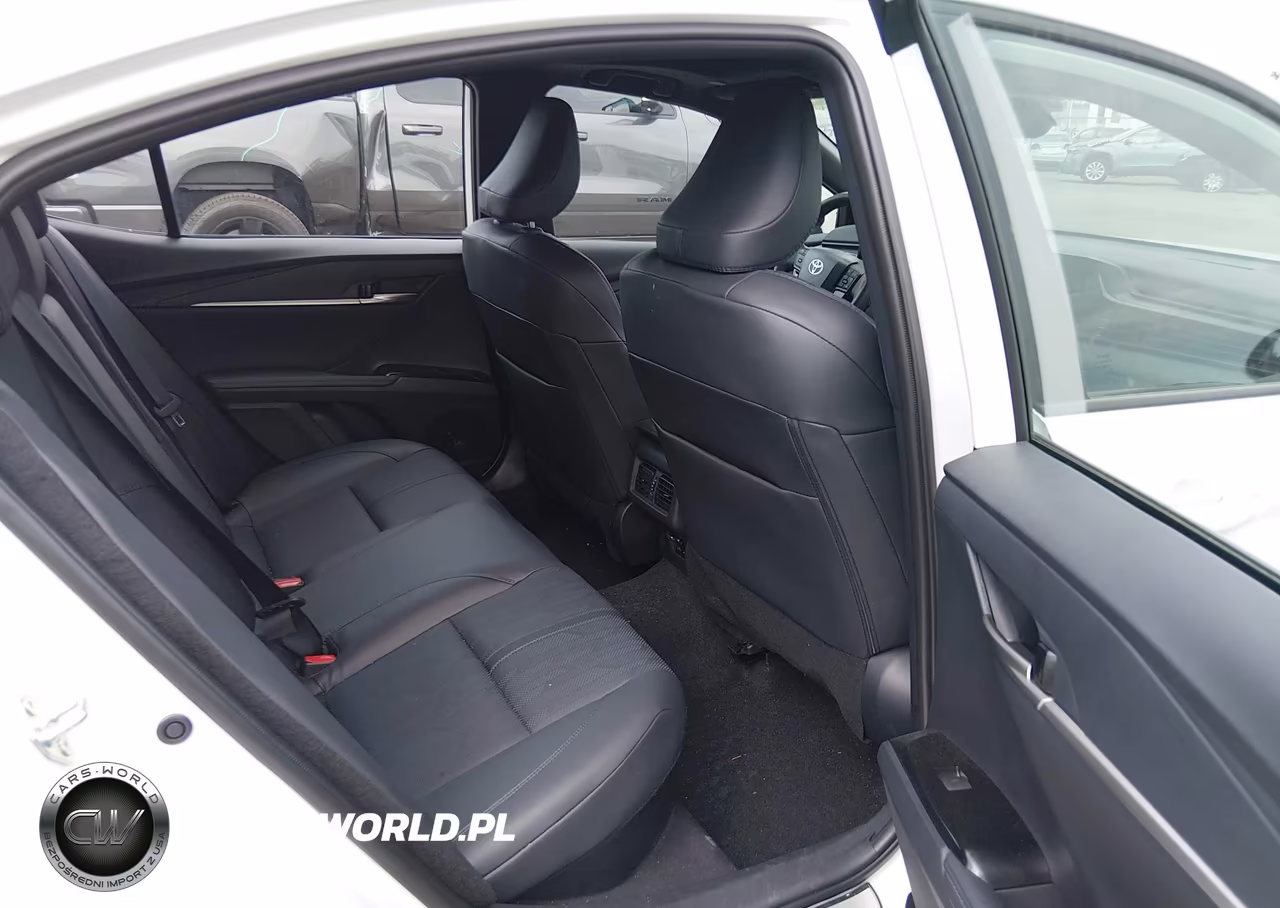 2026 Toyota Camry Xse VIN:4T1DBADK9TU041815 - 8