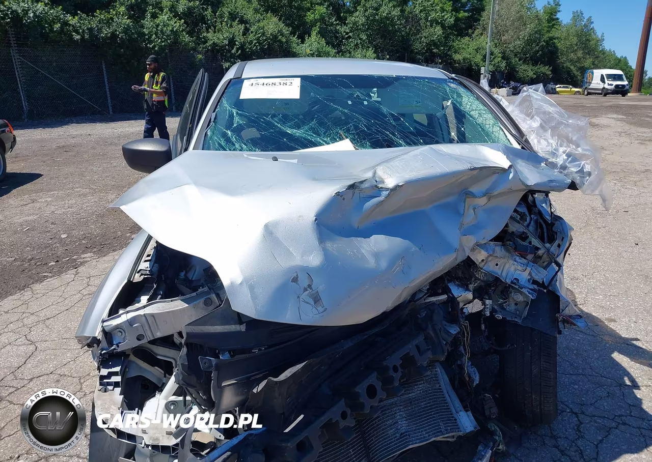 2013 Ford Focus S VIN:1FADP3E28DL299823 - 10