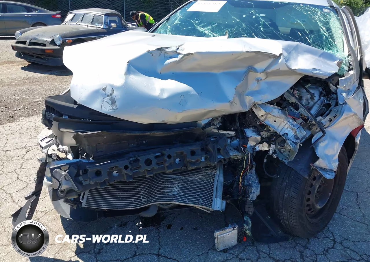 2013 Ford Focus S VIN:1FADP3E28DL299823 - 6