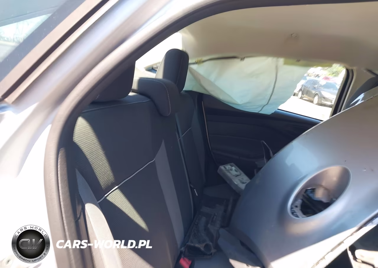 2013 Ford Focus S VIN:1FADP3E28DL299823 - 8